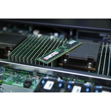 Пам'ять сервера Kingston DDR4 8GB 2666 ECC REG RDIMM (KSM26RS8/8HDI) [13789]