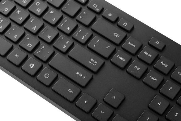 Комплект клавіатура та миша Microsoft Desktop Bundle BT, EN/UK/RU, чорний (1AI-00011) [103533]
