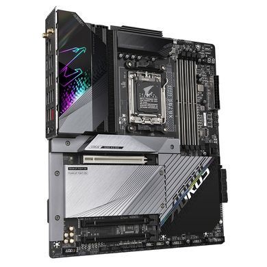 Материнська плата GIGABYTE X670E AORUS MASTER sAM5 X670 4xDDR5 M.2 HDMI DP Wi-Fi BT mATX (X670E_AORUS_MASTER) [109115]