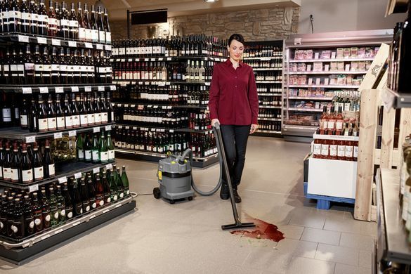 Пилосос професійний Karcher NT 22/1 Ap 1300Вт 249мБар контейнер 22л 5.7кг (1.378-600.0) [105541]
