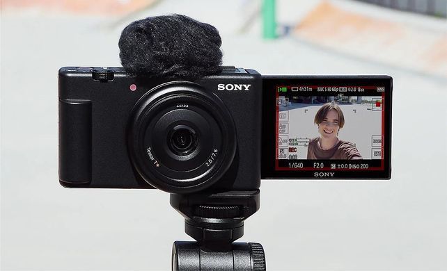 Цифр. фотокамера Sony ZV-1F Black (ZV1FB.CE3) [114586]