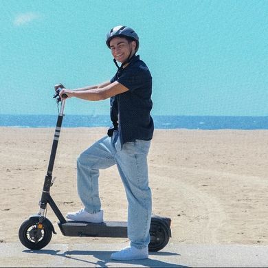 Електросамокат OKAI lack 10", 500(1000)W, 15.6Ah, 70km, 25km\h, 25%, NFC, App, 23kg (ES40-B) [800004]