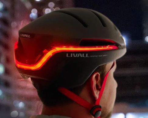 Захисний шолом Livall EVO21 (L) Dark Night (58-62см), передній та задній ліхтар поворотів та стопів, додаток, Bluetooth, пульт BR80 (LIV-LEVO21-5342) [803690]