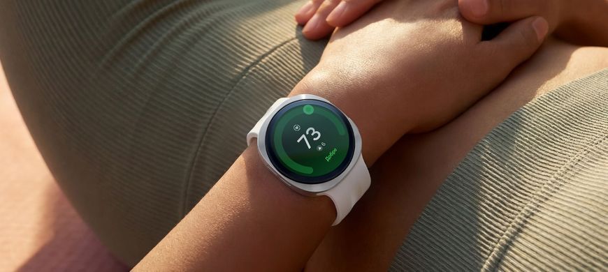 Смарт-годинник Samsung Galaxy Watch 9 40мм e-SIM (L345) 1.34", 438x438, sAMOLED, BT 5.4, NFC, 2/32ГБ, бежевий (SM-L345FZEASEK) [115456]