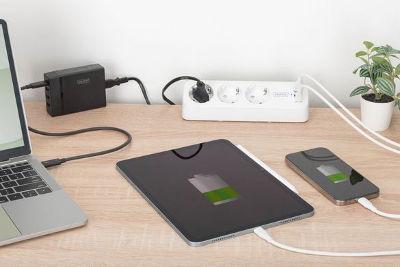 Блок розеток DIGITUS Office, 3xSchuko, 2xUSB-A, 1xUSB-C, 16A, 1.5м, вилка Schuko, білий (DA-70626) [112700]