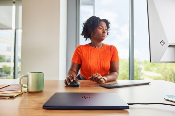 Ноутбук HP EliteBook Ultra G1i 14" 2.8k Touch, Intel U7-258V, 32GB, F1TB, UMA, Win11P, синій (B66VXAT) [112957]