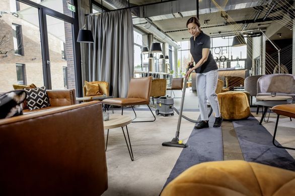 Пилосос професійний Karcher T 15/1 MODULAR RANGE! 585Вт 185мБар контейнер 15л сухе прибирання 6.40кг (1.355-300.0) [113950]