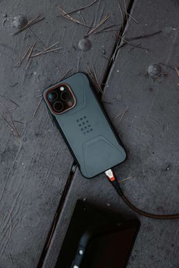 Кабель USB-C > USB-C 3.2 заряджання/синхронізації UAG 0.75м, 240Вт, Type-C, Rugged Double Braided Nylon, Black/Orange (9B4415114097) [108603]