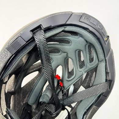 Захисний шолом Livall BH62 NEO (L) Black&Red (55-61см), акустика, мікрофон, сигнали поворотів та стопів, додаток, пульт BR80, Bluetooth (LIV-TBH62N-1041) [800031]