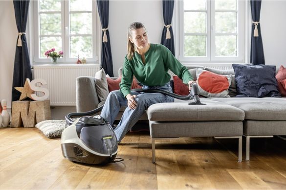 Паропилосос Karcher SV 7, 2200Вт, вологе прибирання, вода -0.45л, HEPA, обробка парою, біло-чорний (1.439-490.0) [105678]