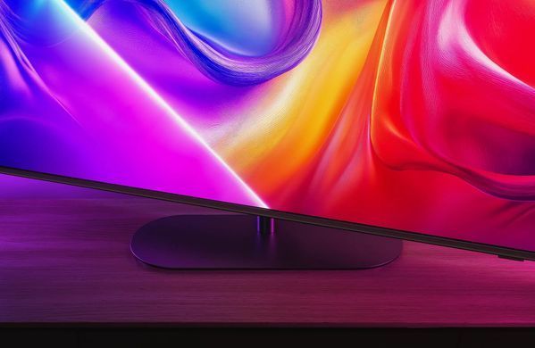 Телевізор 43" Philips QLED 4K 144Hz Smart Titan OS Black Ambilight (43PUS9010/12) [114471]