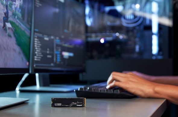 Накопичувач SSD 4TB Kingston KC3000 M.2 2280 PCIe 4.0 x4 NVMe 3D TLC (SKC3000D/4096G) [607897]