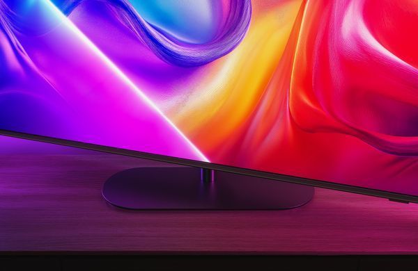 Телевізор 55" Philips QLED 4K 144Hz Smart Titan OS Black Ambilight (55PUS9010/12) [111504]