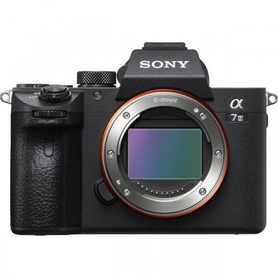 Цифр. фотокамера Sony Alpha 7M3 28-70mm Kit Black (ILCE7M3KB.CEC)
