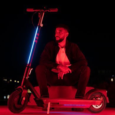Електросамокат OKAI ES30-NEON PRO Black 10", 350(700)W, 14.7Ah, 80km, 25km\h, 25%, NFC, App, 21kg (ES30-B) [800010]