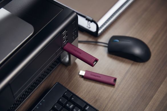 Флеш-накопичувач USB3.2 1TB Kingston DataTraveler Max Red (DTMAXA/1TB) [607280]