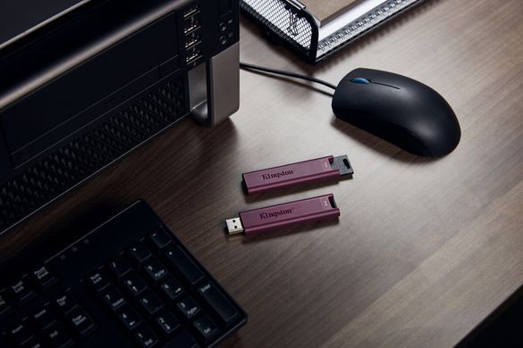 Флеш-накопичувач USB3.2 1TB Kingston DataTraveler Max Red (DTMAXA/1TB) [607280]