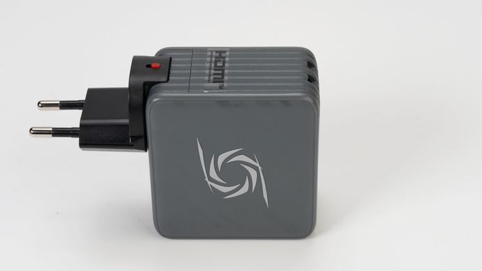 Зарядний пристрій AVerMedia GC313 CORE GO 100Вт 2хUSB-С, 1хUSB-A, 1xHDMI, чорний (40AAGC313AWN) [108409]