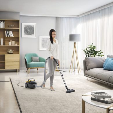 Пилосос Electrolux контейнерний, 600Вт, конт пил -0.92л, 3 насадки, жовтий (ECGC21-2Y) [113840]