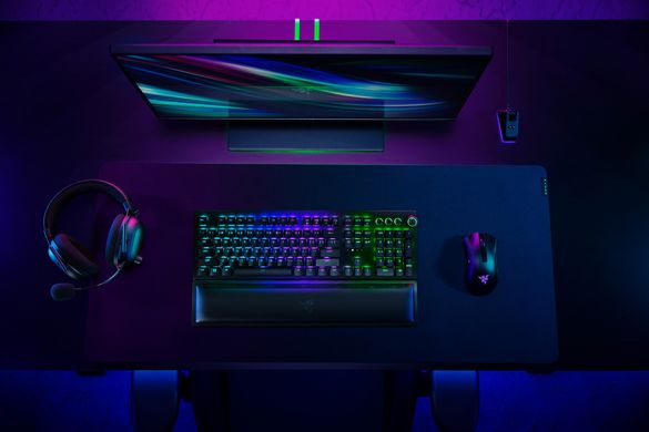 Razer Гарнітура ігрова BlackShark V2 Pro, 7.1, mini-jack/WL, 1.3м, чорний (RZ04-03220100-R3M1)