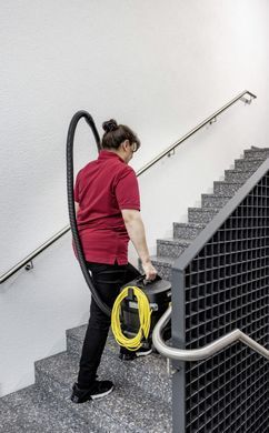 Пилосос професійний Karcher Go!Further T 11/1 Classic Adv Re!Plast 240В 235мБар контейнер 11л 4.2кг (1.527-222.0) [114191]