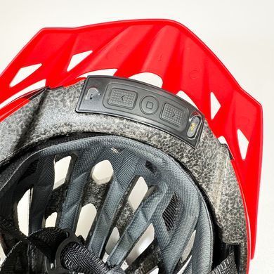 Захисний шолом Livall MT1 NEO (M) Black/Red (54-58см), акустика, мікрофон, сигнали поворотів та стопів, додаток, пульт BR80, Bluetooth (LIV-T0MT1N-1243) [800036]