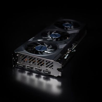 Відеокарта GIGABYTE GeForce RTX 4060 8GB GDDR6 GAMING OC (GV-N4060GAMING_OC-8GD)