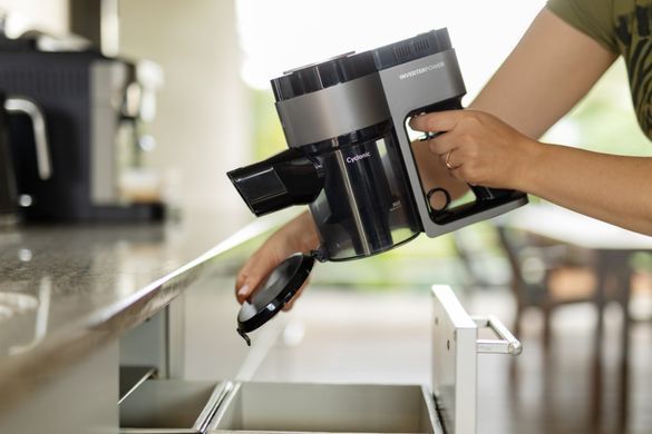 Пилосос Gorenje безпровідний, 132Вт, конт пил -0,5л, автон. робота до 25хв, вага-2,6кг, 2насадки, чорний (SVC216300FLA) [102454]