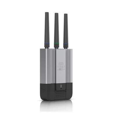 Бездротовий маршрутизатор Ubiquiti Mobile Router Industrial (UMR-industrial) [614418]