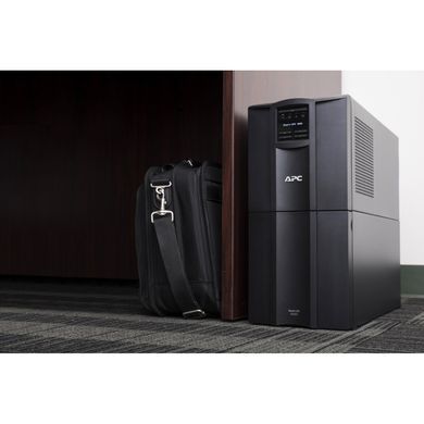 Пристрій безперебійного живлення APC Smart-UPS 3000VA LCD SmartConnect (SMT3000IC) [1000150]