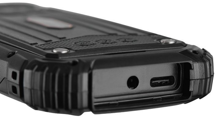 Мобільний телефон 2E R240 2025 2.4" 2SIM, 2500мА&bull;год, чорний (694743657623) [101362]