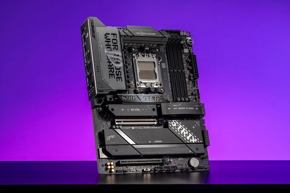 Материнcька плата ASUS ROG STRIX X870E-E GAMING WIFI sAM5 X870E 4xDDR5 M.2 HDMI Wi-Fi BT ATX (90MB1IB0-M0EAY0) [109151]