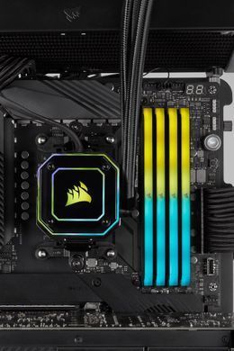 Модуль пам`ятi DDR4 2x8GB/3200 Corsair Vengeance RGB RS Black (CMG16GX4M2E3200C16) [606182]