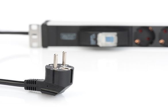 Пристрій розподілу електроживлення DIGITUS 1U, 6xSchuko, 16A, 250V, автомат, вилка Schuko (DN-95417) [108842]