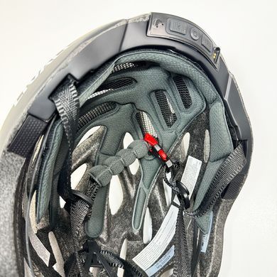 Захисний шолом Livall BH62 NEO (L) Black/White (55-61см), акустика, мікрофон, сигнали поворотів та стопів, додаток, пульт BR80, Bluetooth (ZHLIV-TBH62N-4041) [800046]