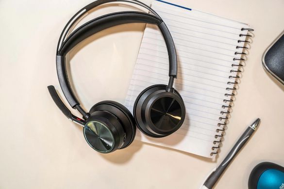 Гарнітура комп'ютерна стерео On-ear Poly Voyager Focus 2, USB-A, Bluetooth, всеспрямований, ANC, Acoustic fence, чорний (76U46AA) [107425]