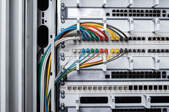 Патч-корд DIGITUS CAT 6 U-UTP Sliim, 1.5м, AWG 32/7, Cu, LSZH, сірий (DK-1618-015S) [114622]
