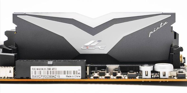 DDR5 32Gb 6200MHz (2*16Gb) OCPC PISTA RGB C36 Titan, Retail Kit (MMPT2K32GD562C36T) [401083]