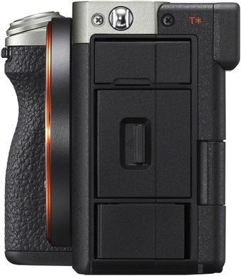 Цифр. фотокамера Sony Alpha 7CM2 body Silver (ILCE7CM2S.CEC) [114447]