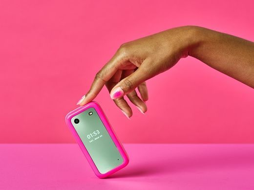 Мобільний телефон (HMD Barbie Phone Pink) [600354]