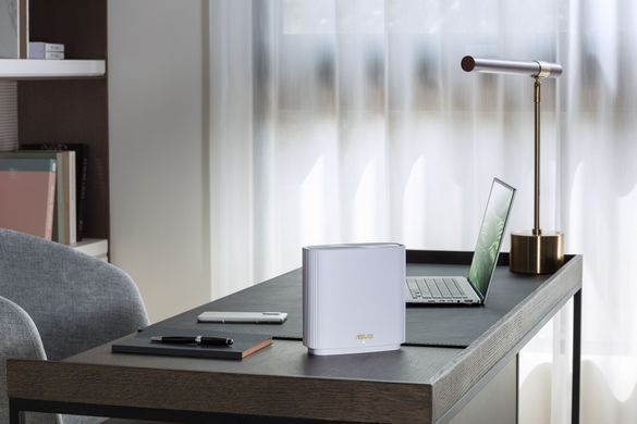 Система WiFi-Mesh ASUS ZenWiFi XT8 v2 AX6600, 3xGE LAN, 1x2.5GE WAN, 1xUSB3.1, 2мод, білий (90IG0590-MO3A80) [104647]