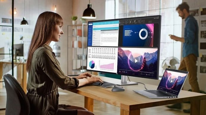 Монітор DELL 43" U4323QE 2xHDMI, 2xDP, USB-C, RJ-45, MM, IPS, 3840x2160, sRGB 95%, HAS (210-BFIS) [100830]