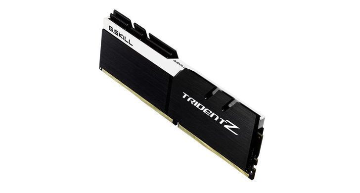 Набір з двох модулів пам'яті 32GB PC25600 DDR4 K2 G.SKILL (F4-3200C16D-32GTZKW) [502320]
