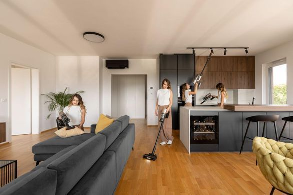 Пилосос Gorenje бездротовий, 125Вт, конт пил -0.6л, автон. робота до 60хв, HEPA, підсвічування, індикатор, турбощітка, матове золото (SVC259441NFGO) [114626]