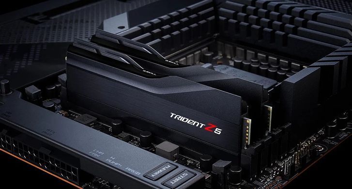 Модуль пам`ятi DDR5 2x32GB/6000 G.Skill Trident Z5 Black (F5-6000J3238G32GX2-TZ5K) [613461]