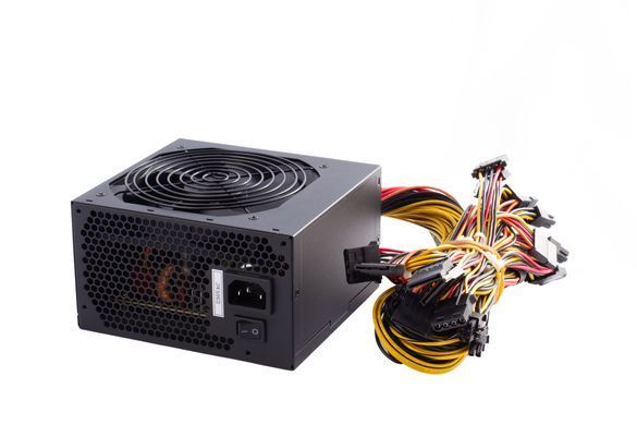 БЖ 700W FSP ATX-700W PNR PRO 120mm silent fan, Retail Box (ATX-700PNR PRO) [402841]