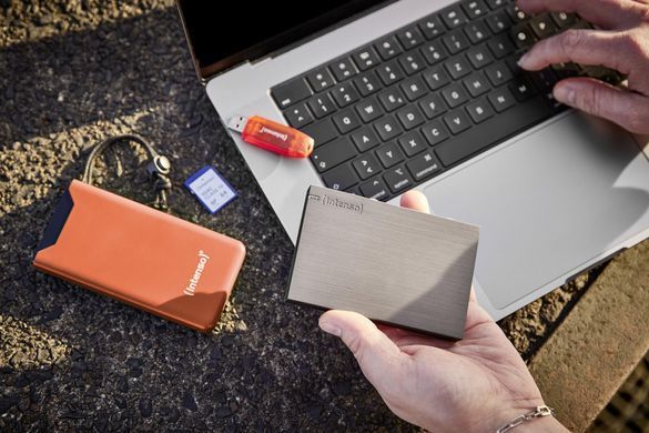Портативний зарядний пристрій USB 10000MAH QC3.0 ORANGE F10000 INTENSO (7332038) [503426]