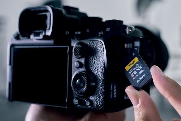 Карта пам'яті Sony CFexpress Type A 640GB R800/W700 Tough (CEAG640T.SYM) [108930]