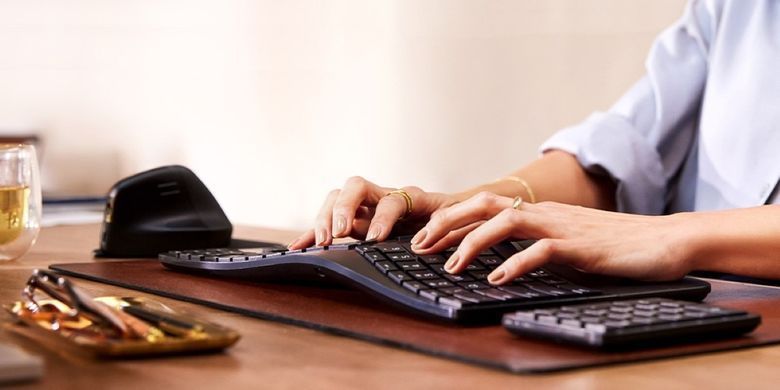 Клавіатура мембранна HP 960 BLK Ergonomic split-zone, 112key, BT, EN/UK, чорний (7E755AA) [103718]