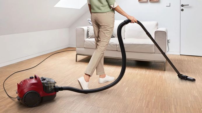 Пилосос Bosch контейнерний, 550Вт, конт пил -2л, НЕРА13, червоний (BGC21X350) [105634]